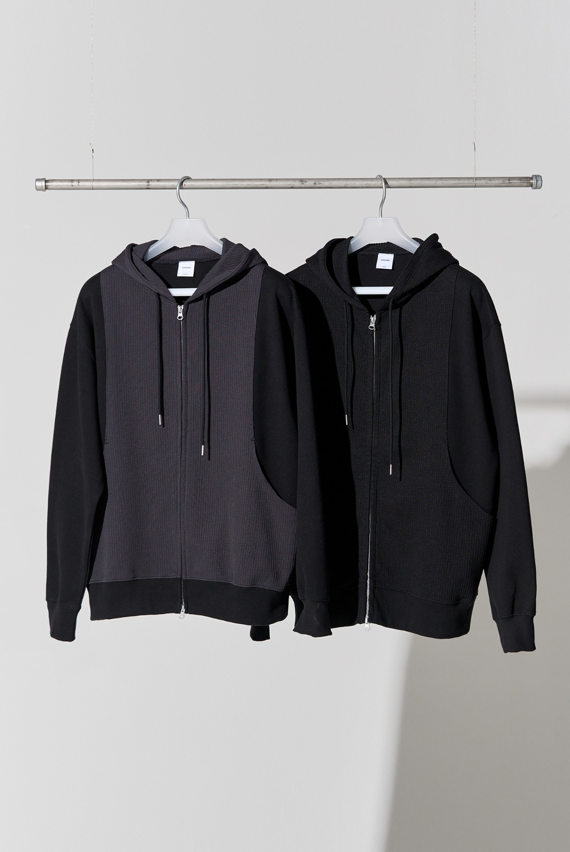Ribbed Patch Hood Zip Up [2 Colors]