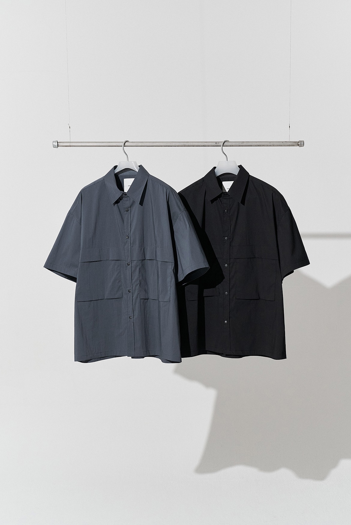 (6월 20일 예약배송) Nylon Fold Shirts [2 Colors]